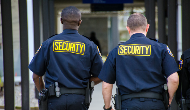 How much is a security guard paid in USA per month? How-much-is-a-security-guard-paid-in-USA-per-month